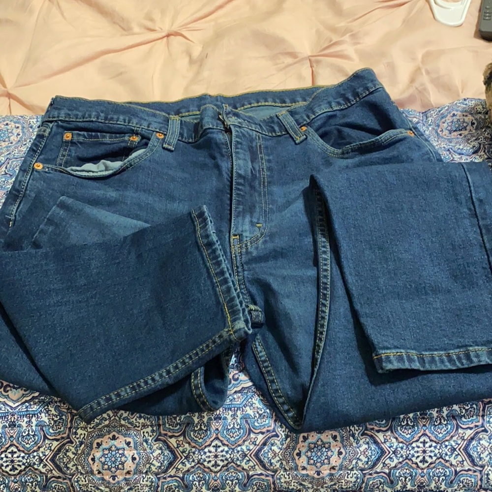 Men’s Levi jeans